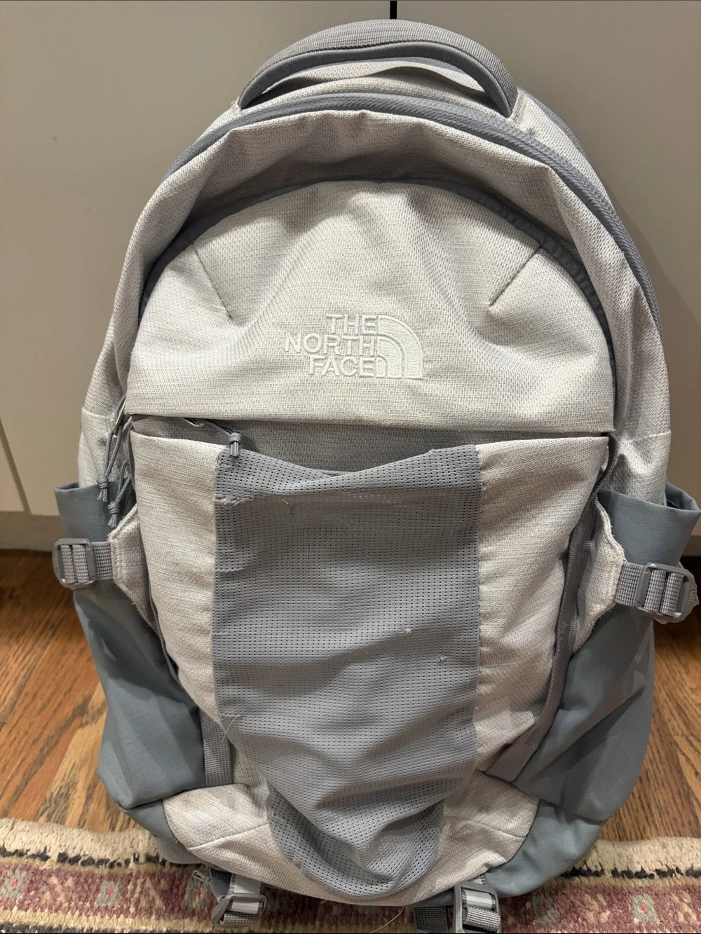 The North Face Men's Light Gray and Gray Dual-Tone Backpack